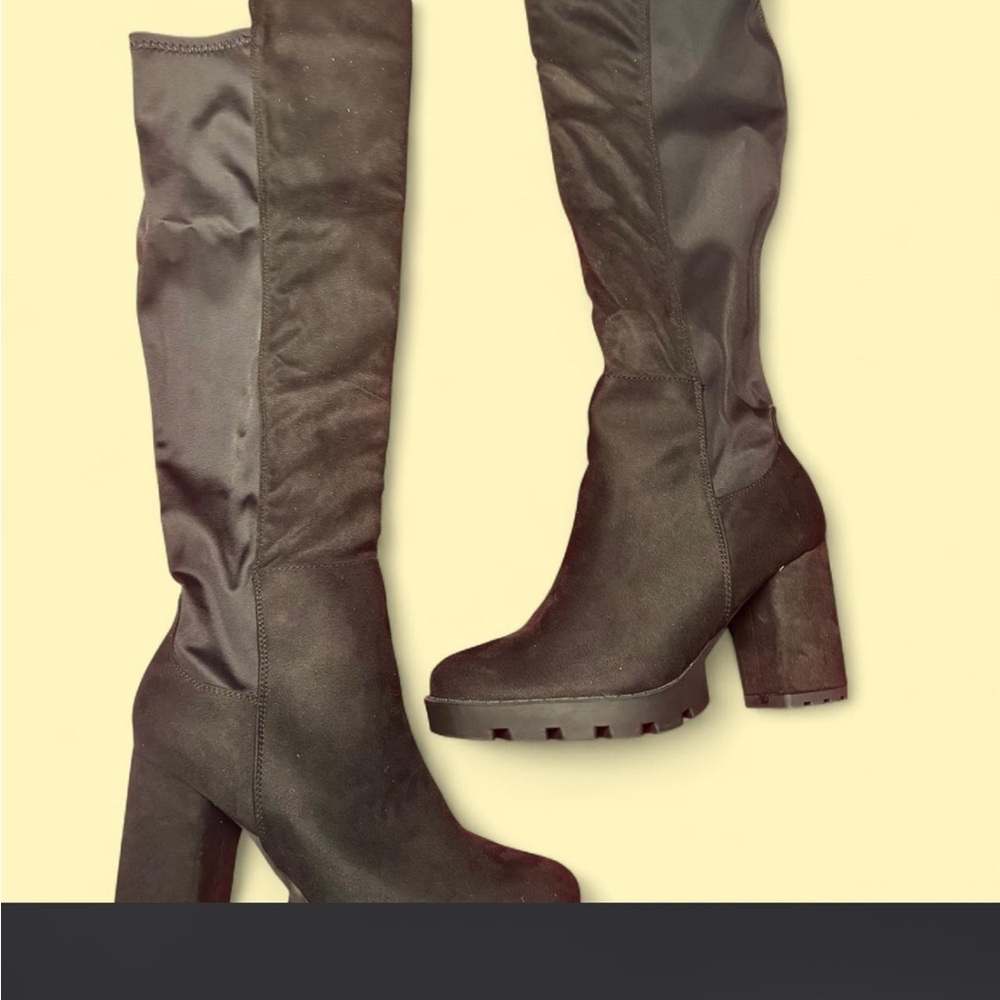 Women's Black Knee-High suede Block Heel Boots size 8